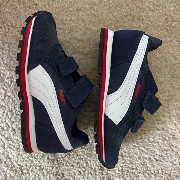 NWOT PUMA ST RUNNER Toddler shoes - Picture 4 of 8